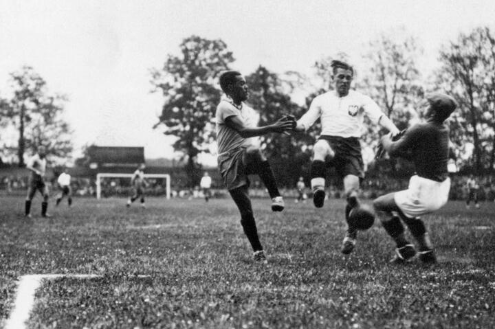 Brazil ghi bàn thắng thứ sáu vào lưới Ba Lan tại World Cup 1938. (Nguồn: The Athletic)