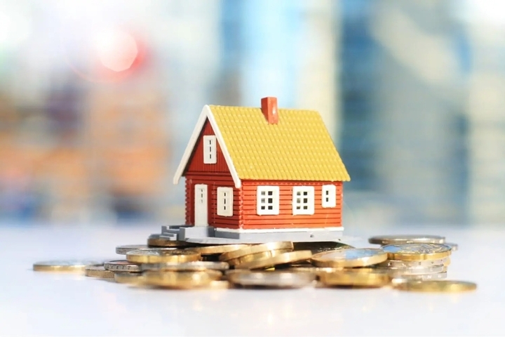 Mua nhà trả góp giúp giảm bớt áp lực tài chính trong ngắn hạn. (Ảnh minh họa)