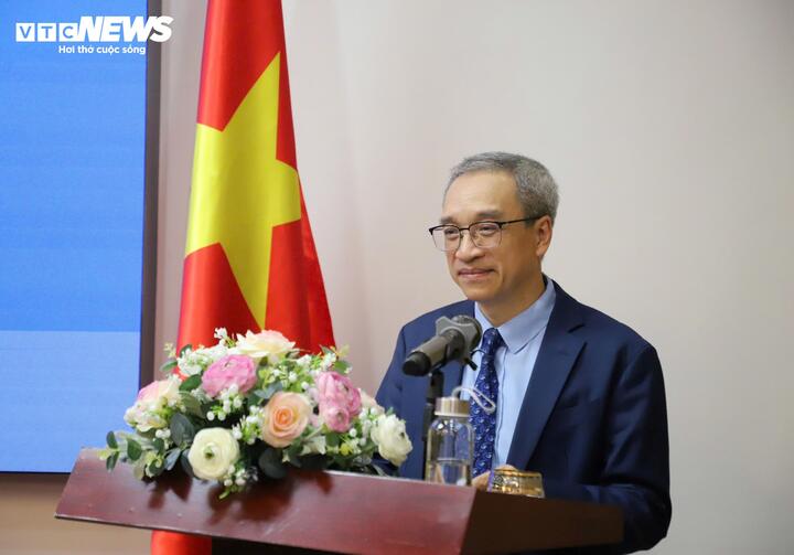 Thứ trưởng Bộ VHTTDL Phan Tâm phát biểu tại hội nghị.