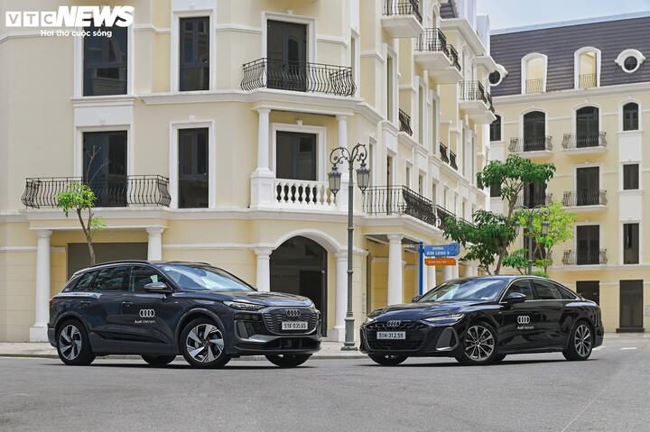 Mẫu xe thuần điện mới Audi Q6 e-tron nhận mức giảm giá trực tiếp 200 triệu đồng trong dịp hè năm 2026.