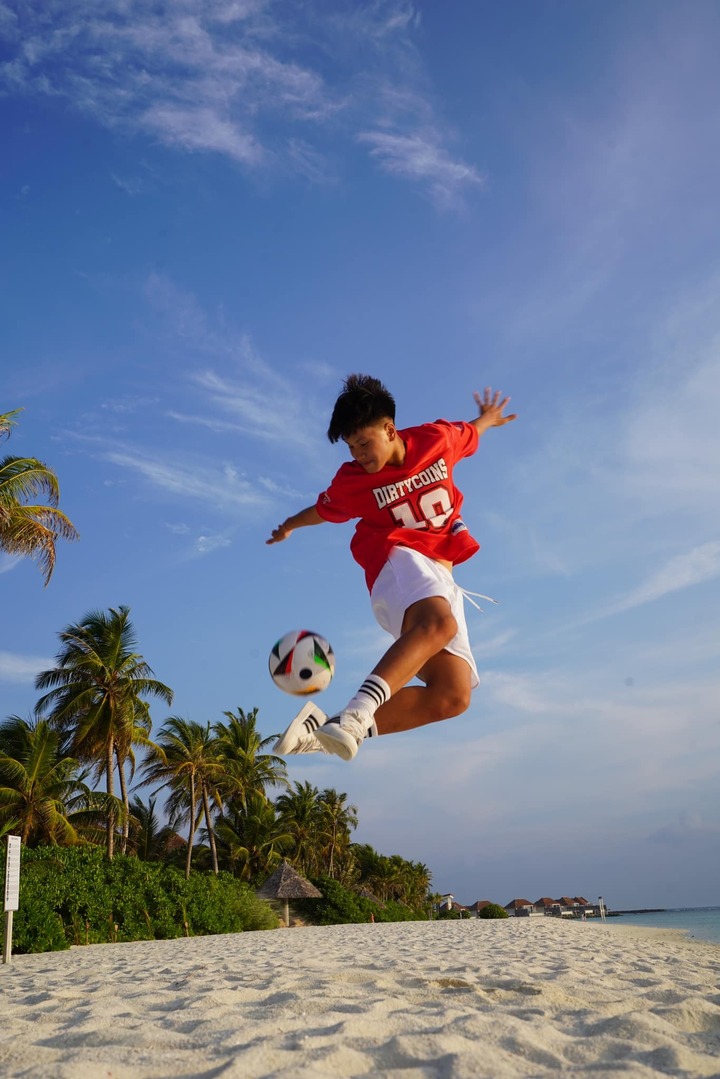 Bóng đá nghệ thuật là bộ môn có hệ thống thi đấu chuyên nghiệp, có các giải đấu và liên đoàn riêng trên thế giới. (Ảnh: NVCC)