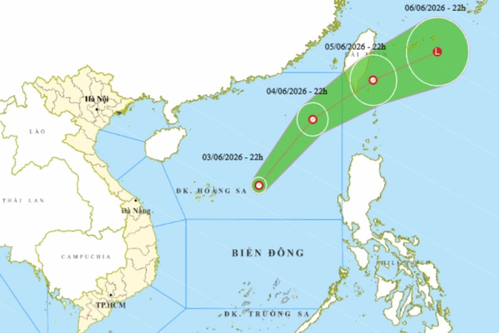 Dự báo đường đi và khu vực ảnh hưởng của áp thấp nhiệt đới trên Biển Đông. (Nguồn: NCHMF)