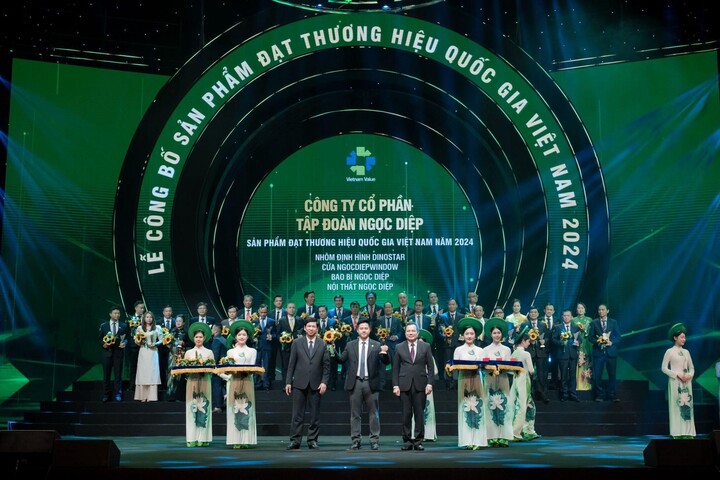 Bao bì Ngọc Diệp vinh dự là doanh nghiệp bao bì duy nhất 4 lần liên tiếp đạt Thương hiệu Quốc gia Việt Nam Chiến lược ESG và trách nhiệm cộng đồng.