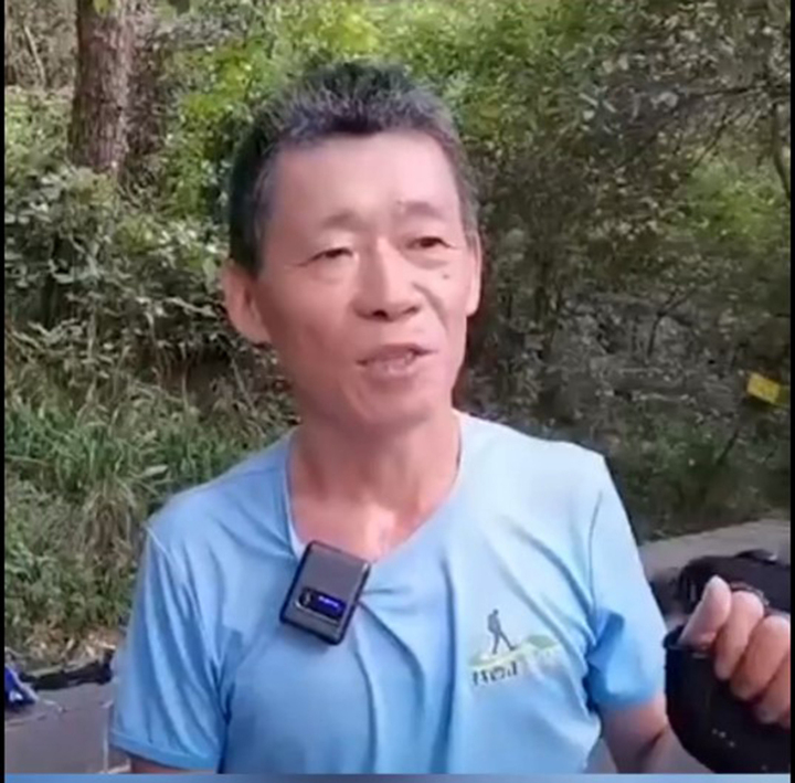 Ông Trương Huân Mộc được người dân quận Giang Hạ gọi là "Kỳ nhân" hoặc "Kỳ nhân thiết đầu công"