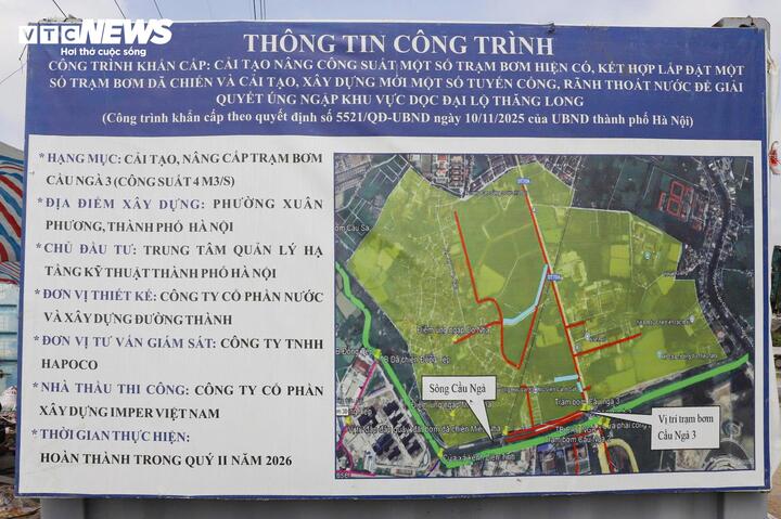 Trong đó, dự án nâng cấp các trạm bơm Cầu Ngà 1, Cầu Ngà 3 và Đồng Tép (phường Xuân Phương) được xác định là hạng mục trọng điểm, đóng vai trò quan trọng trong việc giải quyếttình trạng ngập tại các khu đô thị dọc Đại lộ Thăng Long, khu vực Tây Mỗ, Xuân Phương, Nam An Khánh và nhiều khu dân cư lân cận.