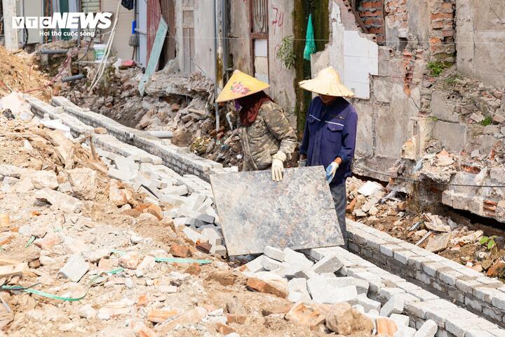 Cận cảnh tuyến đường Vành đai 7.210 tỷ đồng đang 'thay da đổi thịt' ở Hà Nội - 13