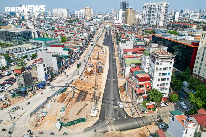 Cận cảnh tuyến đường Vành đai 7.210 tỷ đồng đang 'thay da đổi thịt' ở Hà Nội - 2