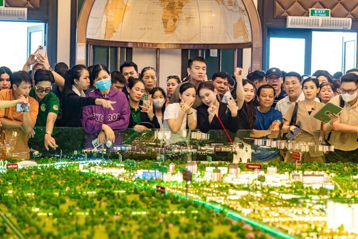 Family Water Wonder nằm tại vị trí trung tâm của Vinhomes Sài Gòn Park, giúp các gia đình cư dân thỏa sức vui chơi bất kỳ lúc nào mong muốn.