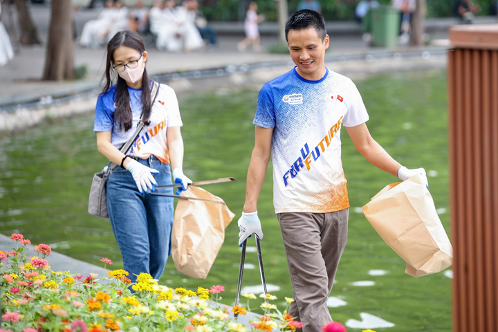 Tại Hà Nội, chương trình được tổ chức tại khu vực Hồ Hoàn Kiếm cùng các địa danh văn hóa tiêu biểu như Tượng đài vua Lê Thái Tổ, Vườn hoa tượng đài vua Lý Thái Tổ và các tuyến phố lân cận.
