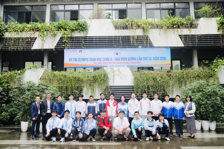 Đội tuyển Việt Nam tham dự Kỳ thi Olympic Toán học châu Á - Thái Bình Dương lần thứ 38 năm 2026. (Ảnh: Moet)