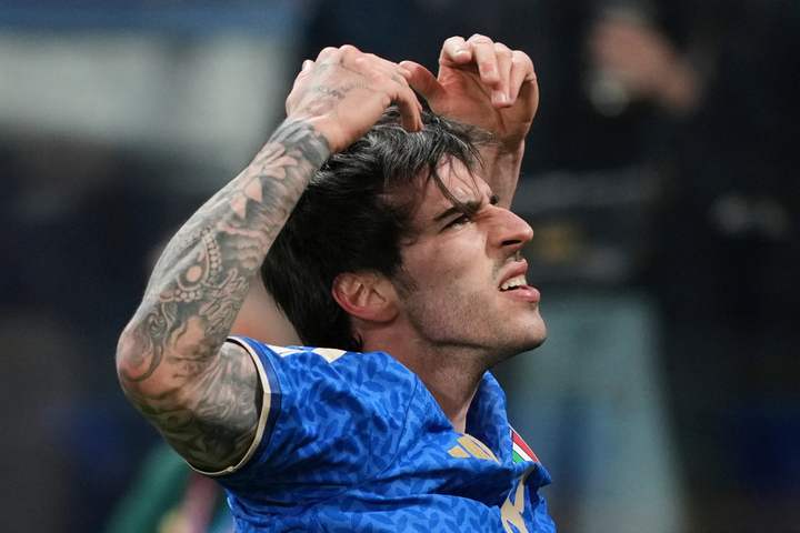 Sandro Tonali được đánh giá là phương án hàng đầu của Man City. (Ảnh: AP)