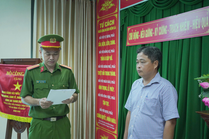 Ông Võ Chí Công hiện là Phó Trưởng Ban Tuyên giáo và Dân vận TP Cần Thơ, bị bắt vì lợi dụng chức vụ, quyền hạn khi thi hành công vụ. (Ảnh: CACC)
