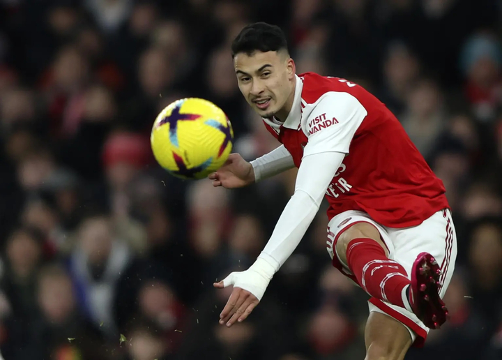 Bayern Munich theo dõi sát tình hình Gabriel Martinelli. (Ảnh: AP)