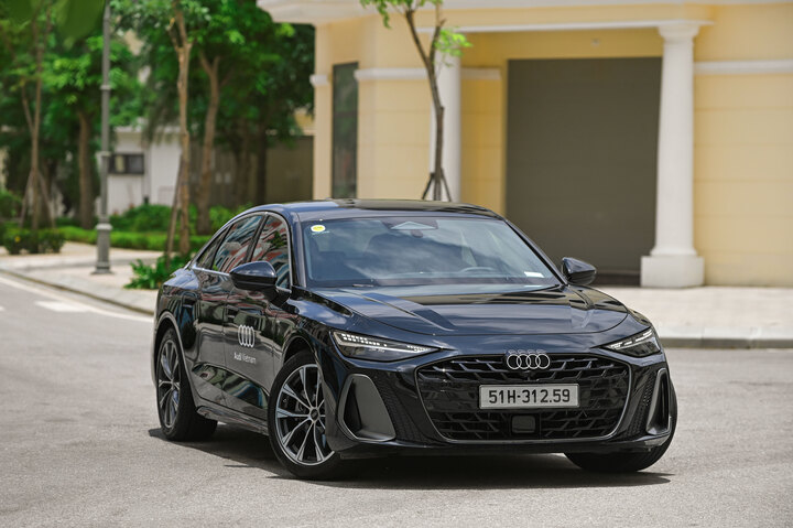 Cận cảnh Audi A6 S Line 2026: Đột phá công nghệ hiển thị và không gian số hóa - 1
