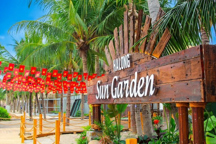 Mách bạn 6 quán cà phê có góc check-in đẹp nhất Hạ Long - 1