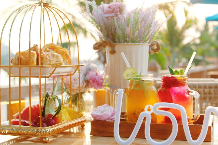 Set trà chiều lãng mạn của Sun Garden.