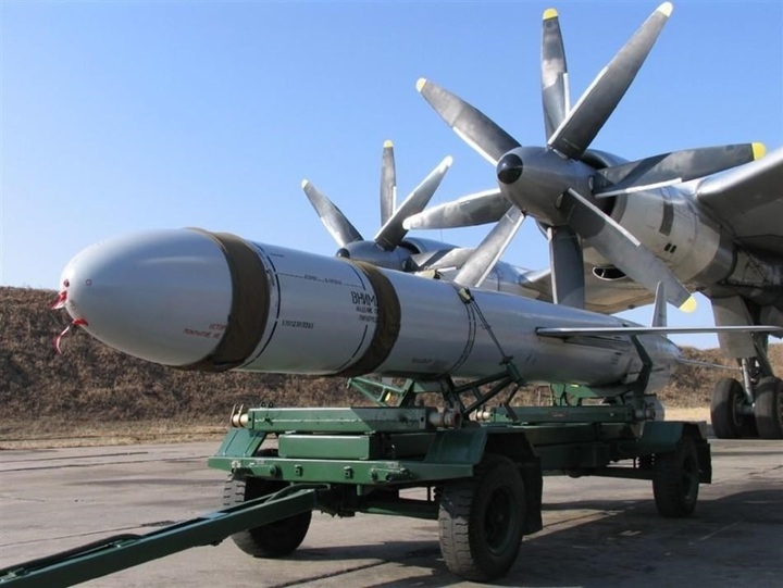 Tên lửa Kh-55. Ảnh Deagel