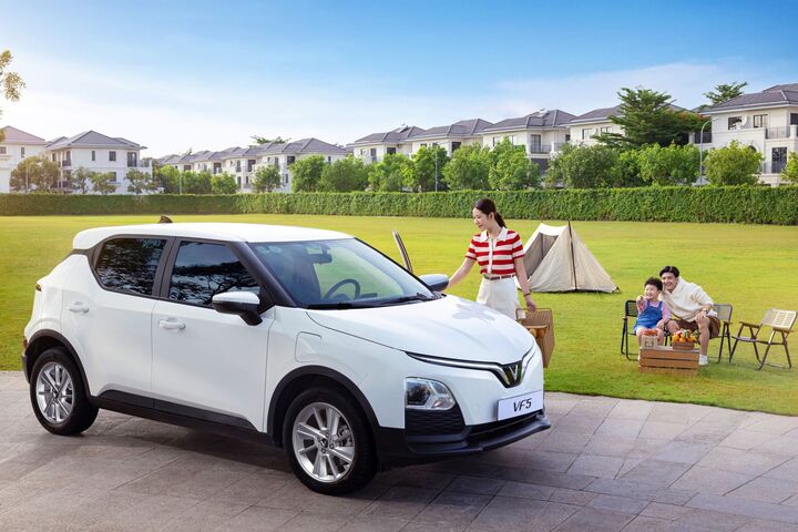 Cầm 300.000 đồng đi bảo dưỡng ô tô: Đặc quyền chỉ có ở chủ xe điện VinFast - 2