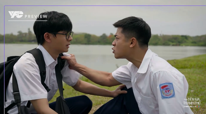 Cương đau đớn vì không bảo vệ được gia đình mình.