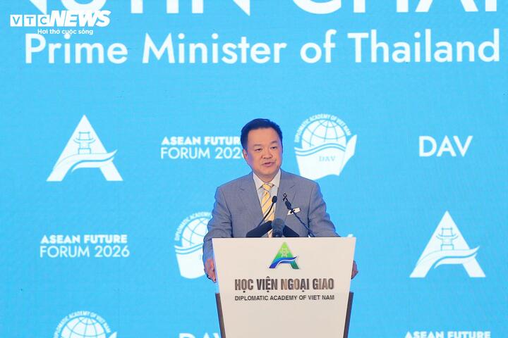 Thủ tướng Thái Lan Anutin Charnvirakul phát biểu tại AFF 2026 (Ảnh: Đắc Huy)