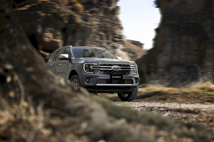 So sánh Ford Everest và Toyota Fortuner: Lựa chọn SUV nào cho bạn? - 9