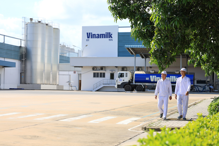 Hệ thống trang trại và nhà máy của Vinamilk đang triển khai kiểm kê khí nhà kính, giúp xác định điểm phát thải trọng yếu. (Ảnh: VN)