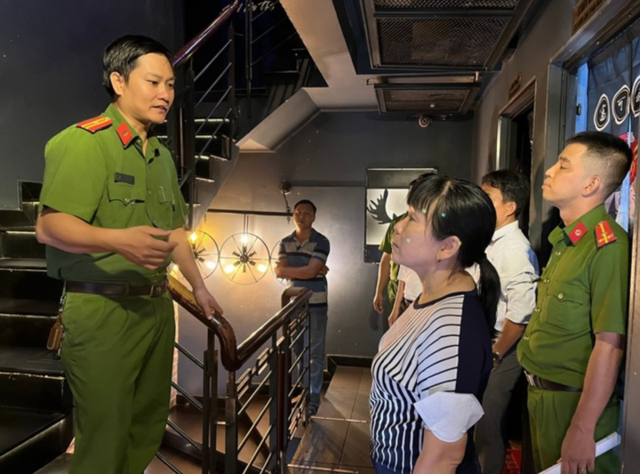 Dù bỏ thủ tục nghiệm thu PCCC, cơ quan chức năng vẫn thực hiện hậu kiểm định kỳ hoặc đột xuất nhằm bảo đảm an toàn cháy nổ tại các công trình, cơ sở sản xuất kinh doanh. (Ảnh minh hoạ)