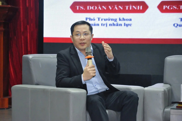 TS Đoàn Văn Tình, Phó Trưởng khoa Quản trị nhân lực, Học viện Hành chính và Quản trị công.