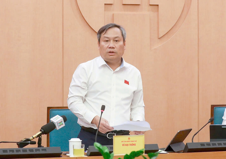 Chủ tịch Hà Nội Vũ Đại Thắng phát biểu tại họp tổ.