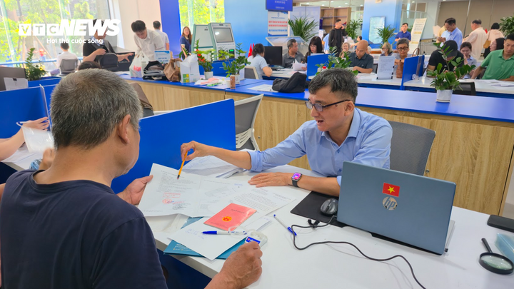 Chiến dịch dự kiến khảo sát 100% công chức tuyến đầu với tần suất 6 tháng/lần. (Ảnh: Hoa Vũ)