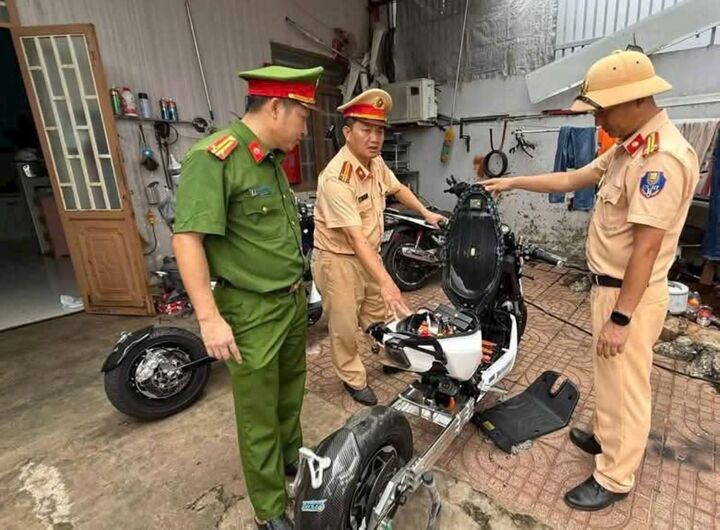 Xe đạp điện sau khi độ chế. (Ảnh: Cục CSGT)