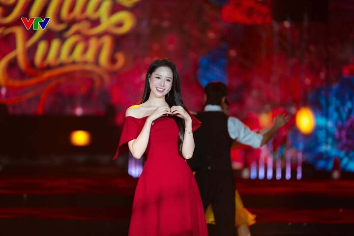 Sau nhiều năm gắn bó với Ban Thể thao, Bảo Châu trở thành gương mặt quen thuộc với khán giả truyền hình qua các chương trình thể thao như "Nhịp đập thể thao", "Bước nhảy mùa xuân"...