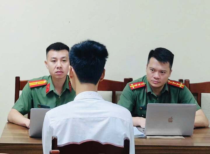 P.T.K. tại cơ quan công an.
