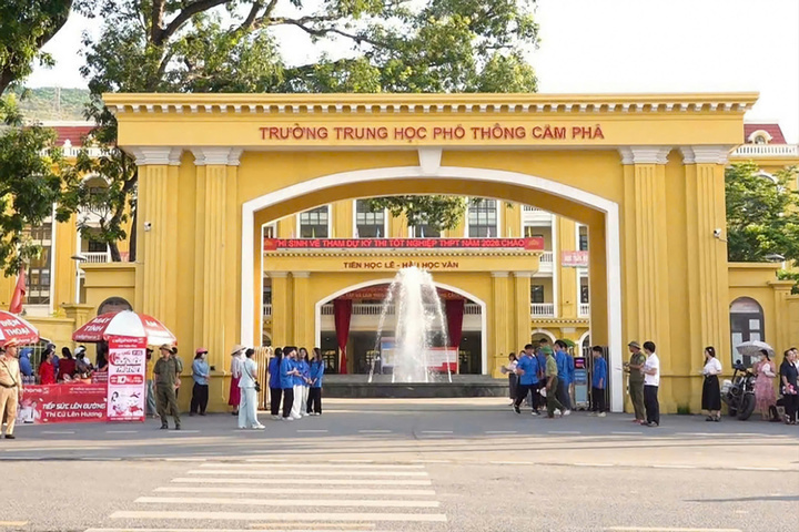 Điểm thi THPT Cẩm Phả (ảnh mạng xã hội)