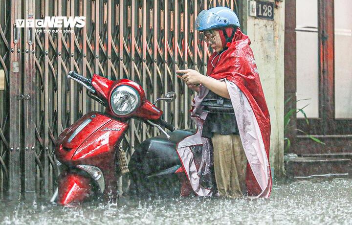 Ngày 16/6, miền Bắc nhiều nơi mưa lớn. (Ảnh minh hoạ)