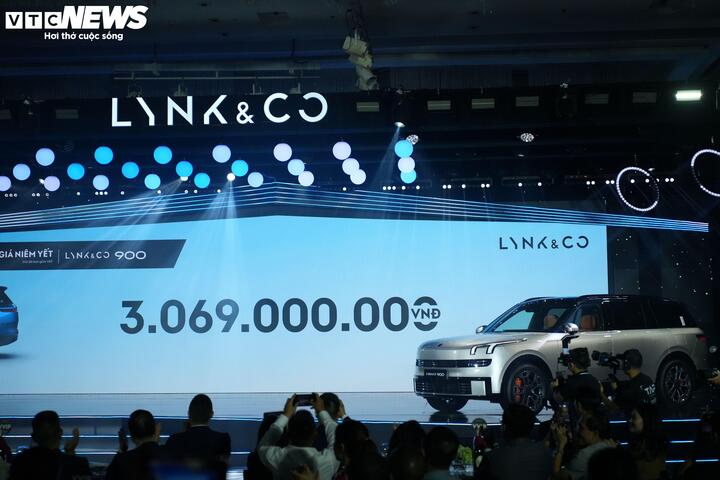 Lynk & Co 900 chốt giá hơn 3 tỷ đồng: Khoang xe như phòng khách hạng san - 16