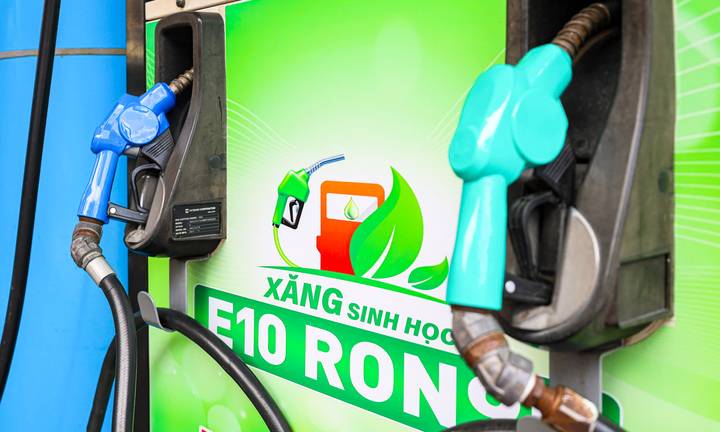 Thí điểm một số chính sách trong triển khai lộ trình sử dụng xăng E10 từ ngày 16/6.