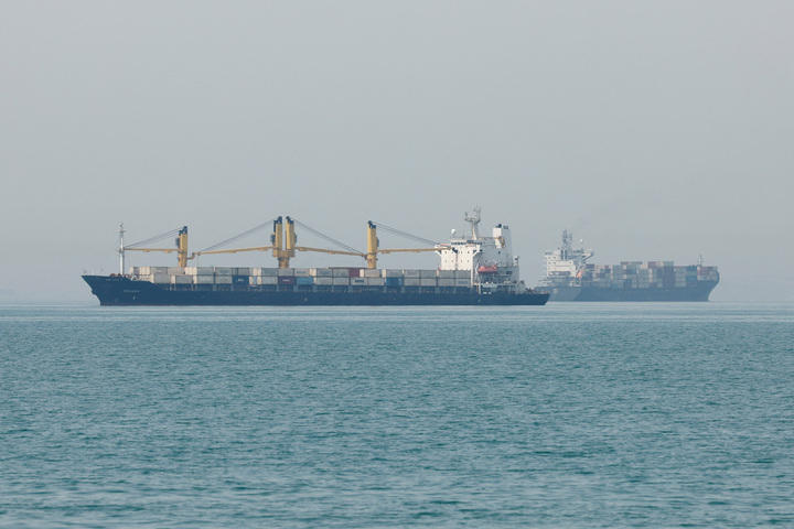 Eo biển Hormuz.