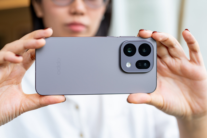 Điều gì khiến OPPO Find X9s phù hợp với người trẻ yêu xê dịch? - 1