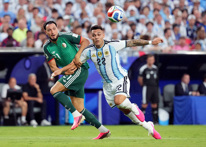 truc tiep argentina vs algeria world cup 2026 messi 8 08415301 - Trực tiếp b&oacute;ng đ&aacute; Argentina 3-0 Algeria: Messi lập hattrick