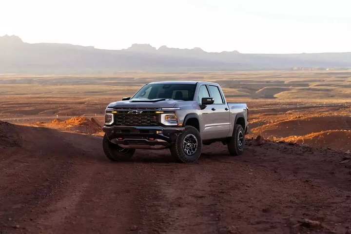 Tin xe 19/6: Chevrolet nâng cấp Silverado - 1