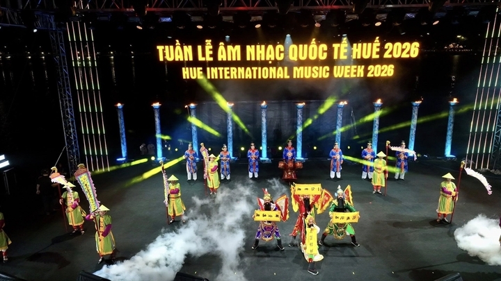 Đêm khai mạc Tuần lễ âm nhạc Quốc tế Huế diễn ra thành công tối 13/6 với nhiều chương trình nghệ thuật đặc sắc