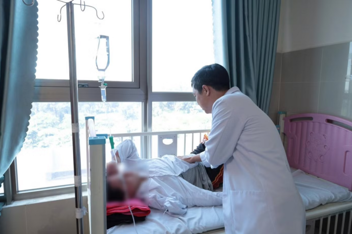 Bệnh nhân điều trị tại Bệnh viện Đa khoa Tiền Giang. (Ảnh: BV Đa khoa Tiền Giang)