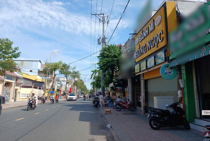 Tiệm bánh mì Hồng Ngọc đóng cửa.