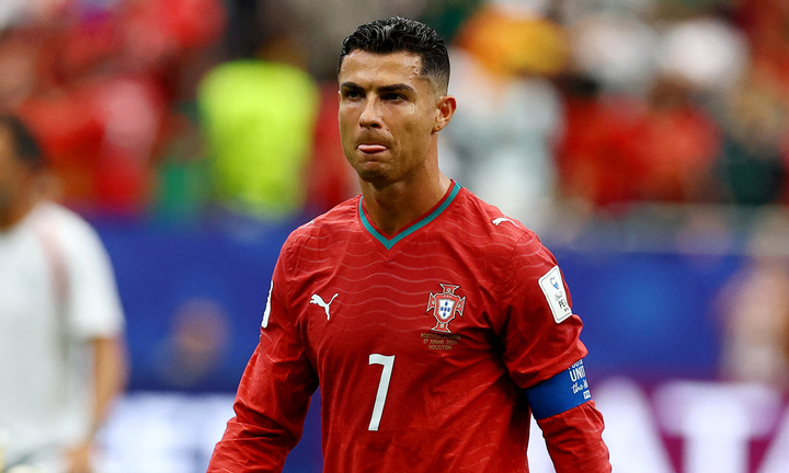 Ronaldo có 3 cú dứt điểm nhưng không lần nào phá lưới CHDC Congo. (Ảnh: AP)