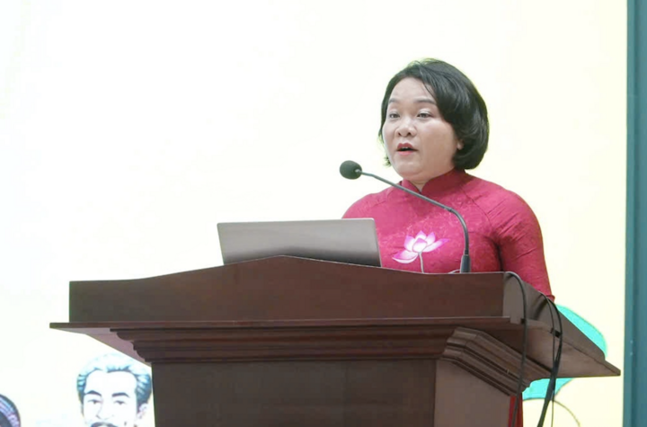 Trưởng ban Tuyên giáo và Dân vận Thành ủy Đà Nẵng Huỳnh Thị Thùy Dung phát biểu tại hội thi.