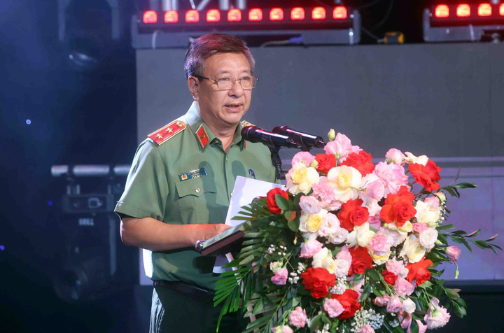 Trung tướng Đỗ Triệu Phong, Cục trưởng Cục Truyền thông Công an Nhân dân, phát biểu tại buổi lễ.