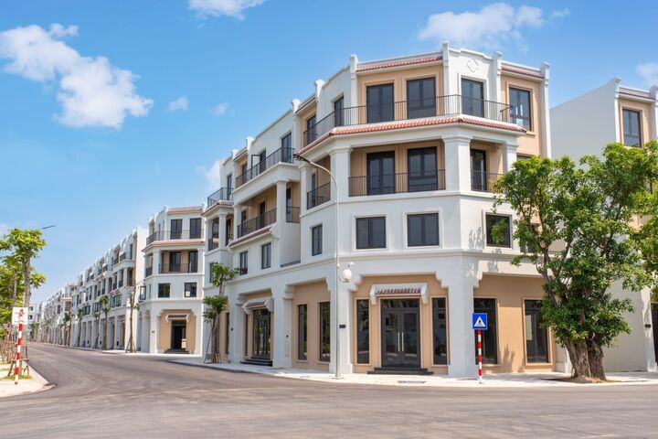 Hàng trăm căn thấp tầng tại Vinhomes Wonder City đã được bàn giao đến cư dân.