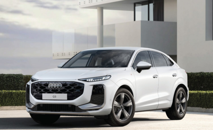 Audi Q3 Sportback TFSI S line.
