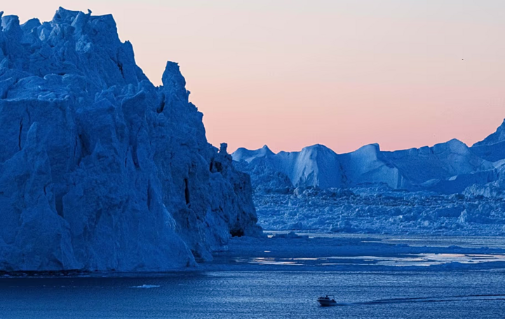 Vùng biển Bắc Đại Tây Dương phía nam Greenland được xem là nơi duy nhất trên hành tinh có xu hướng lạnh đi hiện nay. (Ảnh: Euronews)